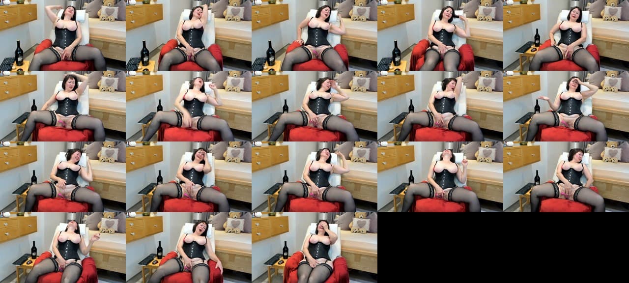 AmazingSophia-MFC-202111060053_m.jpg